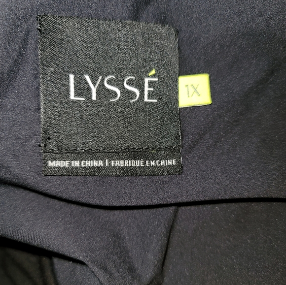 Black deep Uneckline Top - Picture 3 of 8